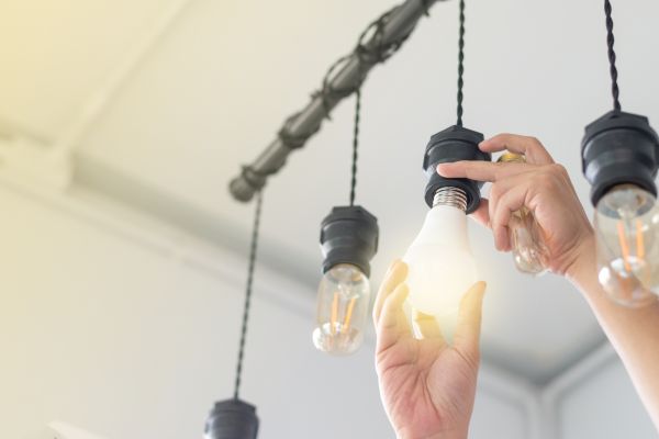 Light Bulb Changing Service in Longmont