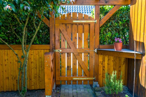 Wood Gate Repair in Longmont