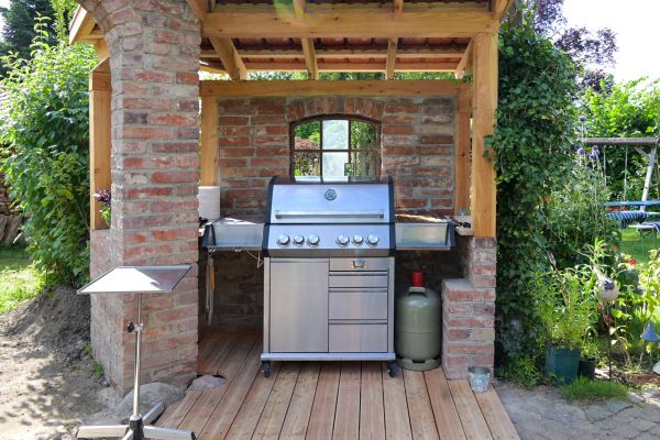 Propane Grill Assembly in Longmont