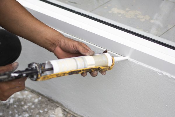 Caulk Replacement in Longmont